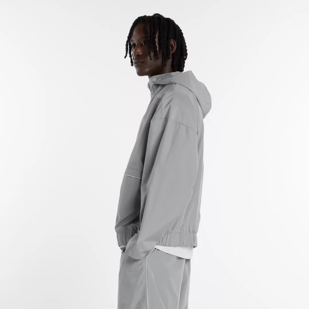 Men Elusive Shell Jacket / New Balance