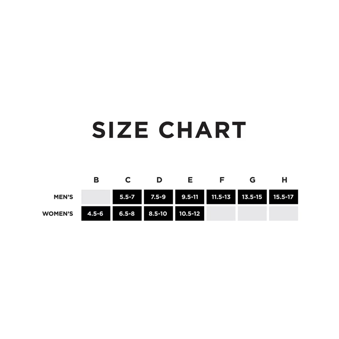 Men Slim Fit / New Balance