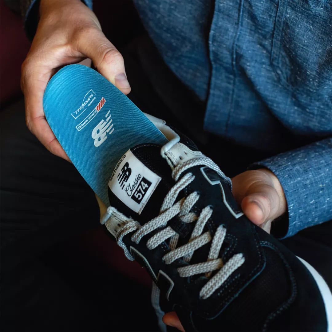 Men Slim Fit / New Balance