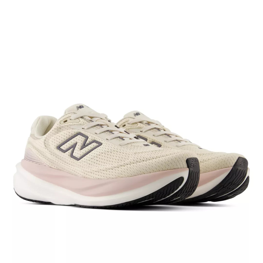 Women 1080v15 / New Balance