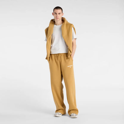 Men Trackside Fleece Pant / New Balance