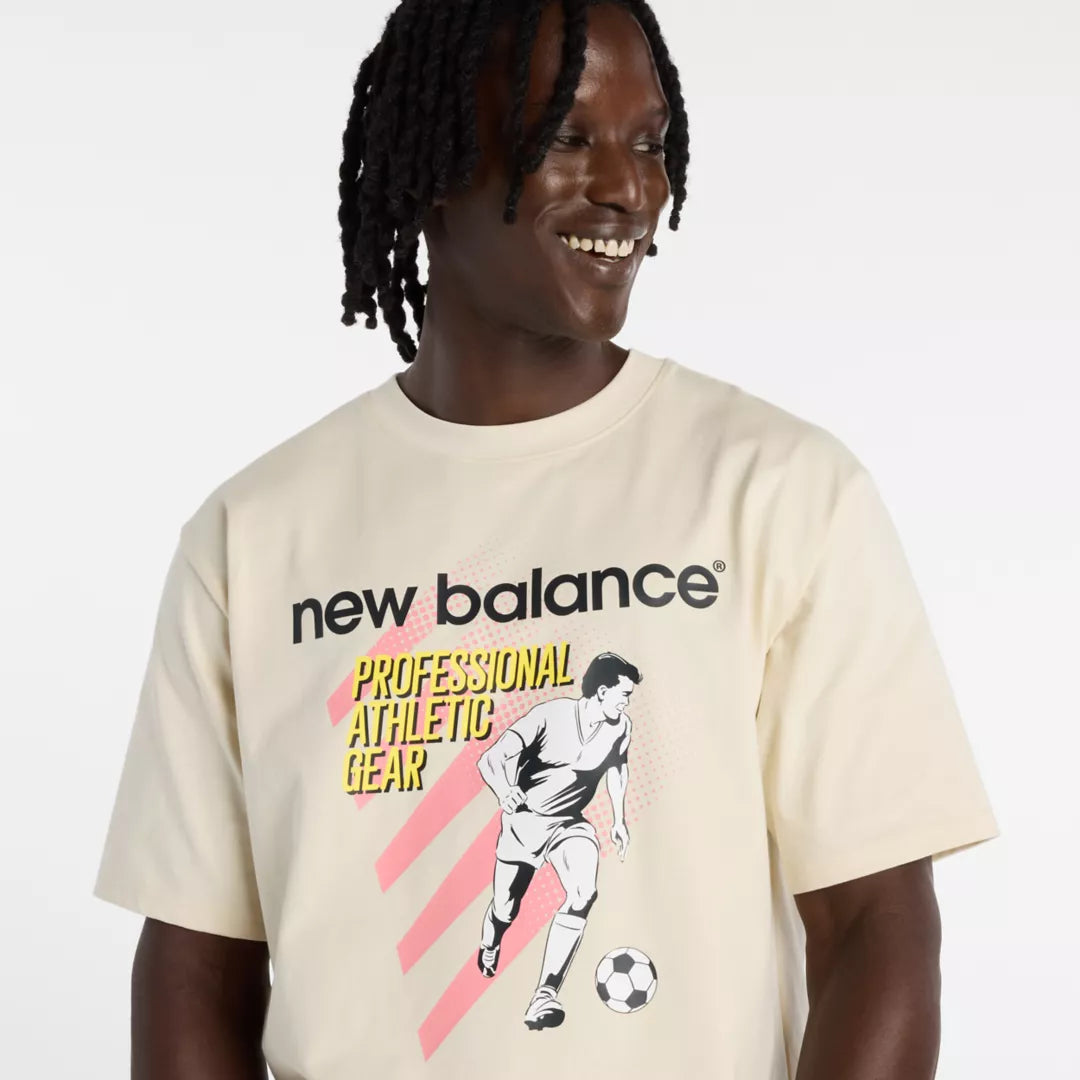 Men Football Club Souvenir T-Shirt / New Balance