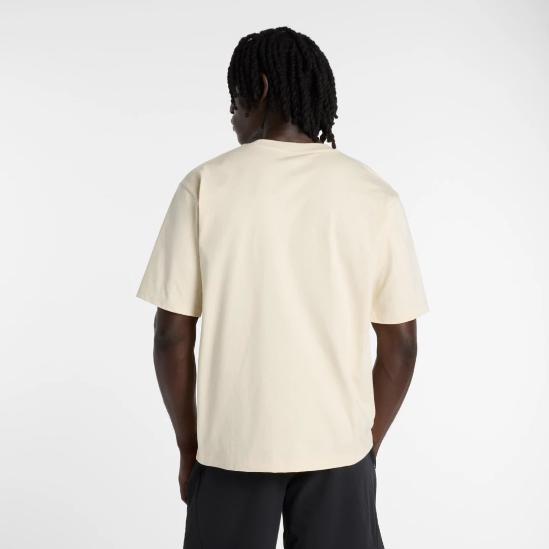 Men Football Club Souvenir T-Shirt / New Balance