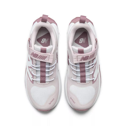 Kids FuelCell Play Bungee Lace with Top Strap / New Balance