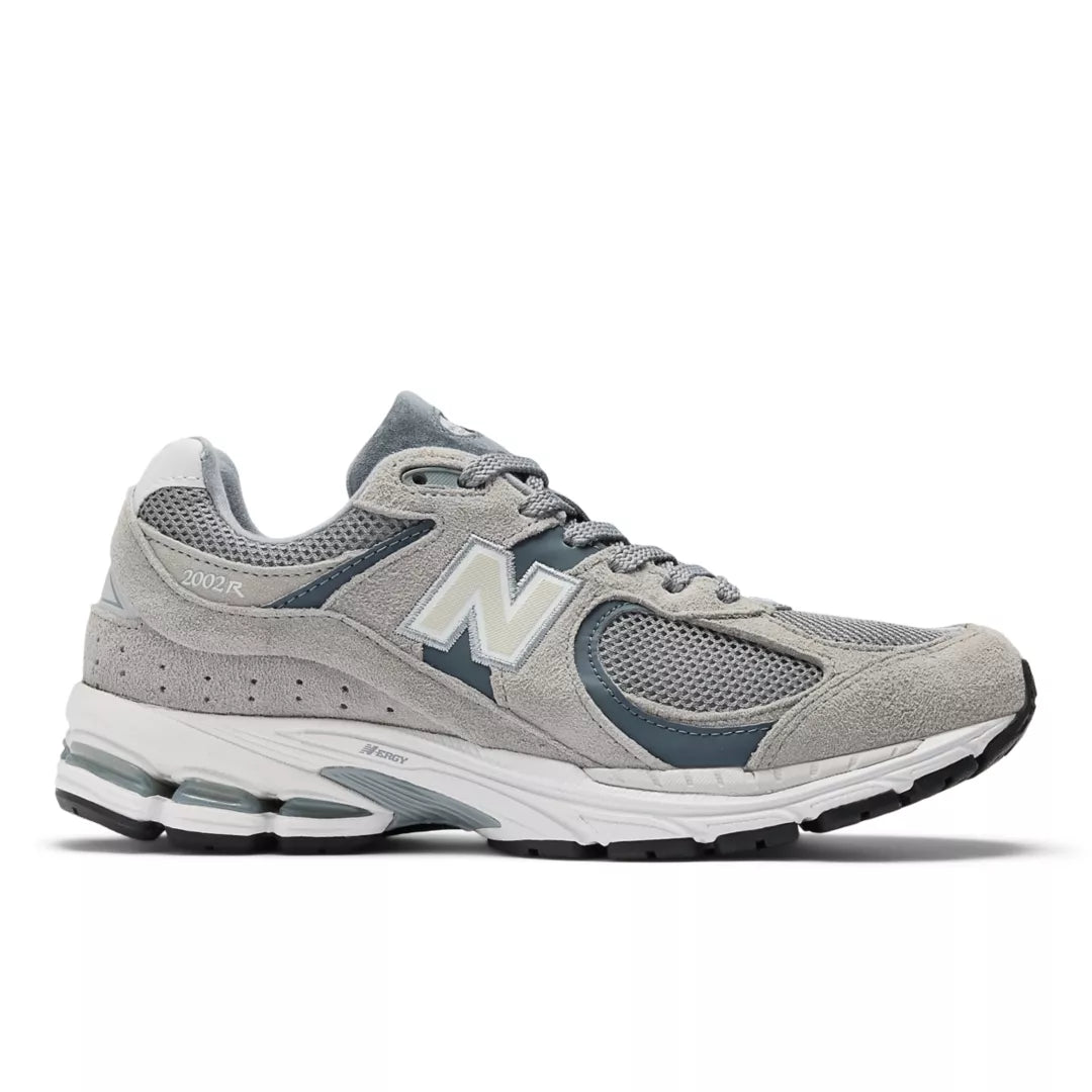 Men|Women 2002R / New Balance