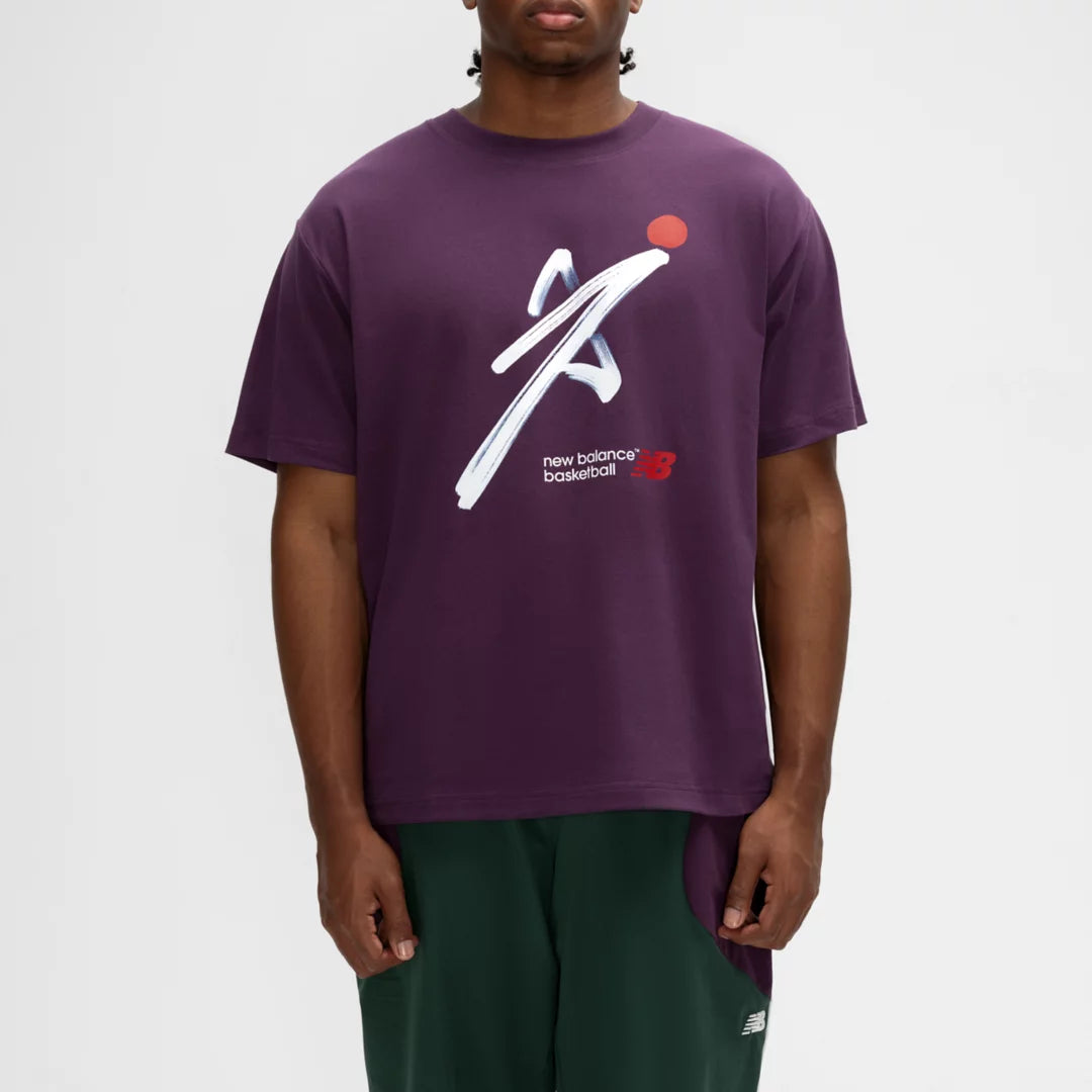 Men Basketball Painted T-Shirt / New Balance