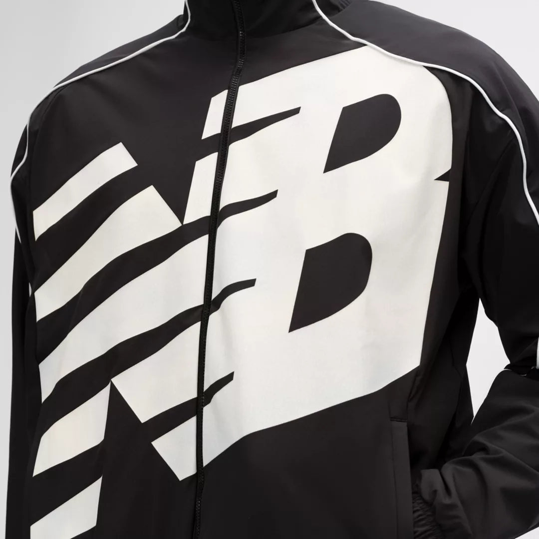 Men Basketball Oversized Print Woven Jacket / New Balance
