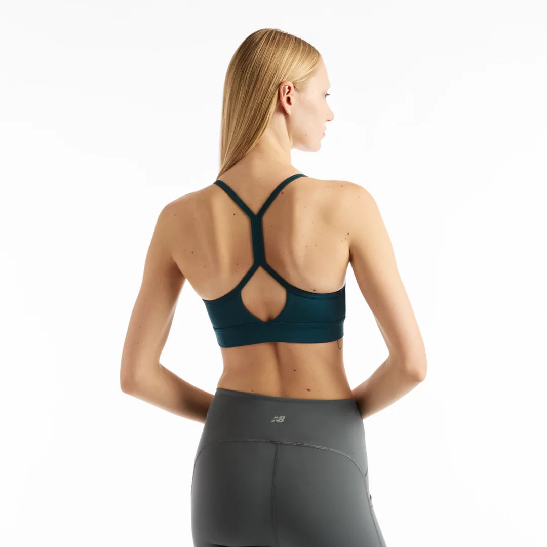 Women NB Essential Yoga Bra / New Balance