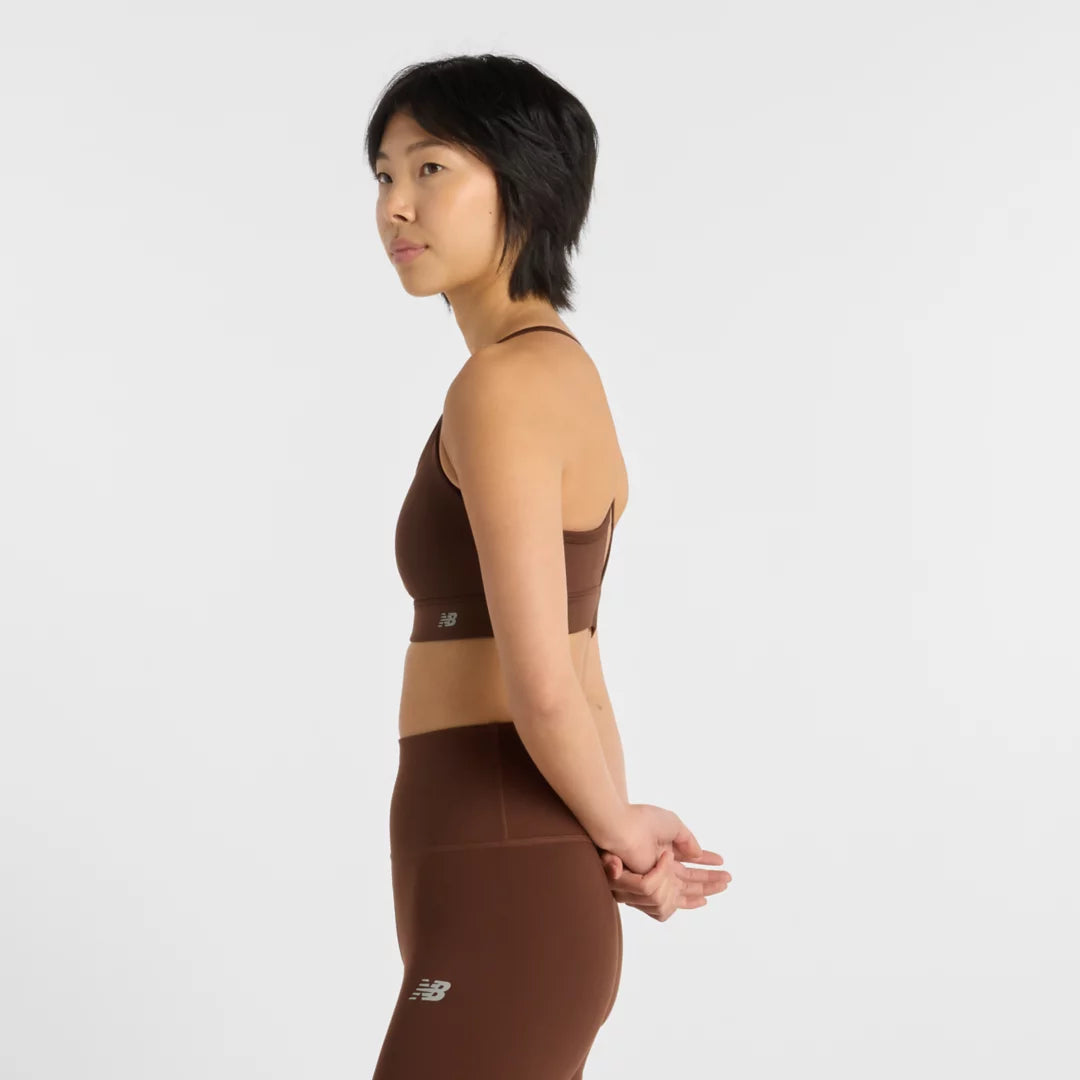Women NB Essential Yoga Bra / New Balance