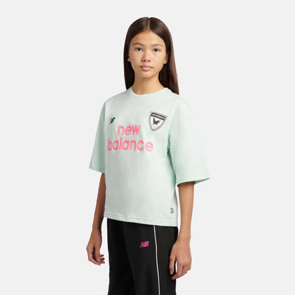 Kids Football Badge Graphic T-Shirt / New Balance