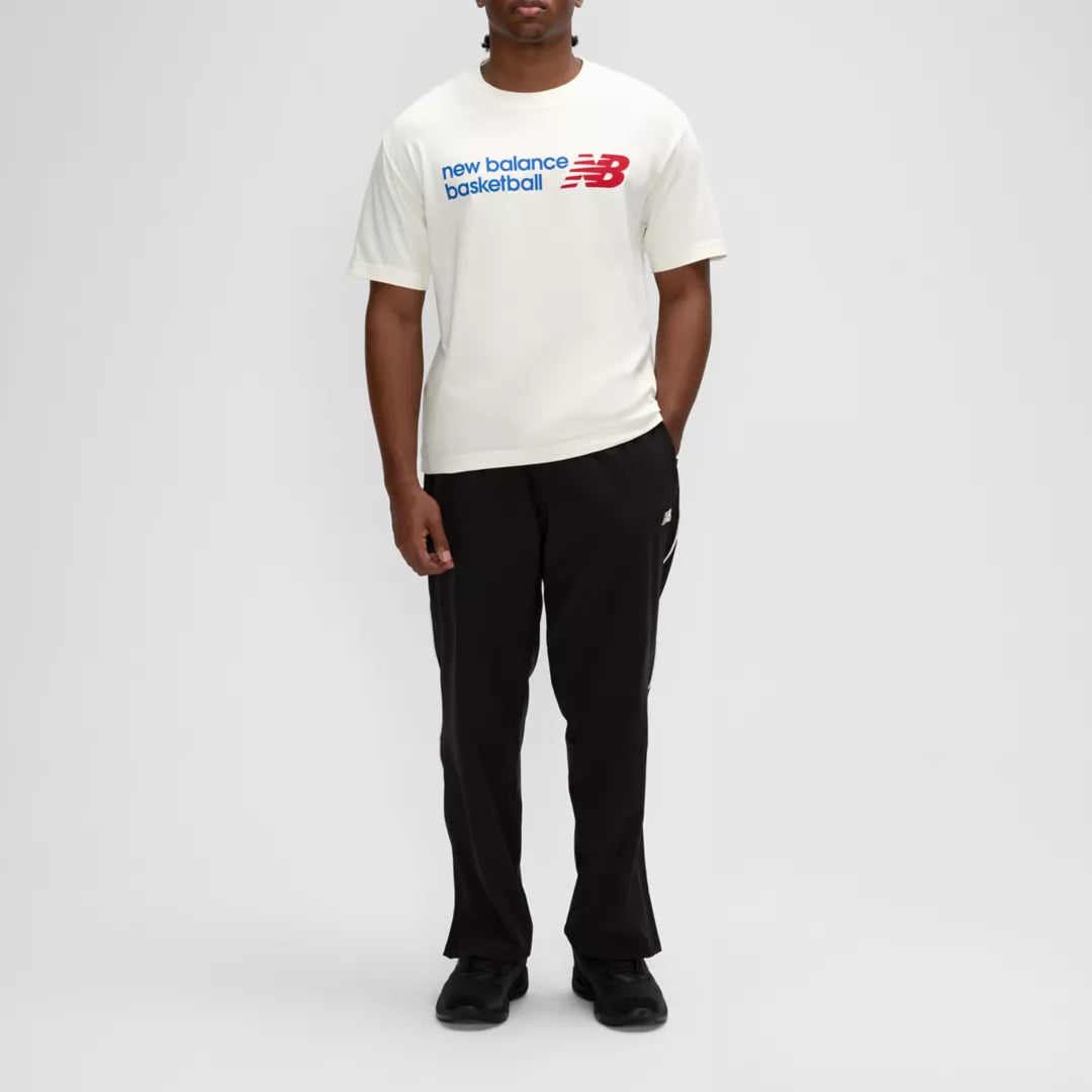 Men Core Basketball Graphic T-Shirt / New Balance