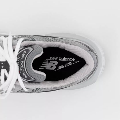 Women Made in USA 990v6 / New Balance