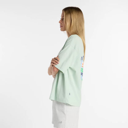 Women Flower Oversize T-Shirt / New Balance