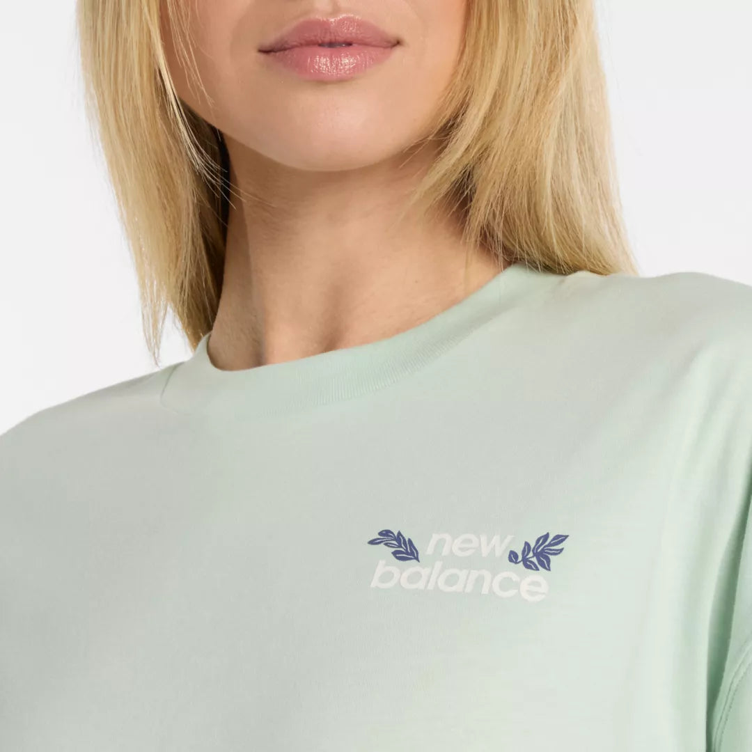 Women Flower Oversize T-Shirt / New Balance