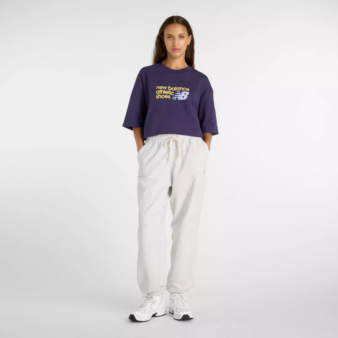 Women Athletics Premium Chest Logo Cropped T-Shirt / New Balance