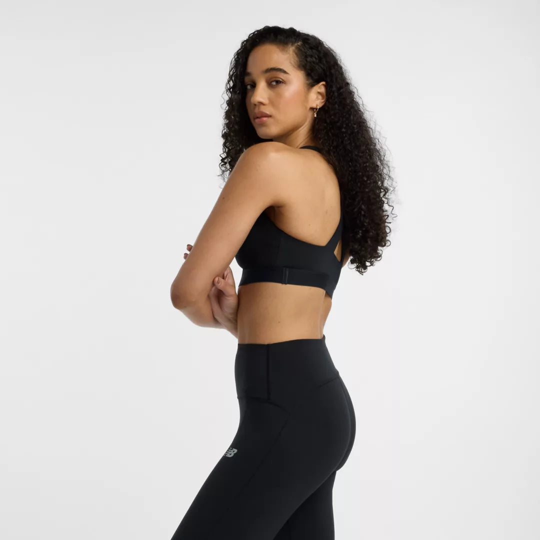 Women NB Essential Train Bra / New Balance